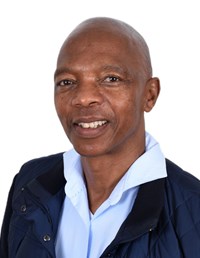 NRE Auctioneeres Staff Member